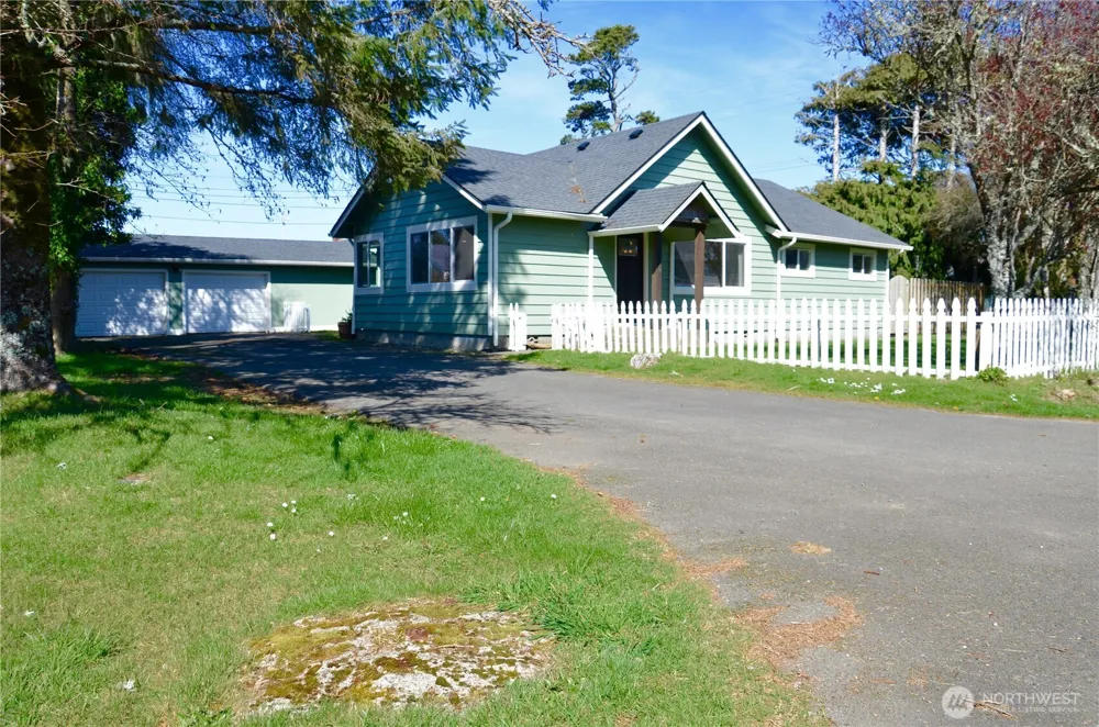 834 Jado Place Grayland, WA 98547