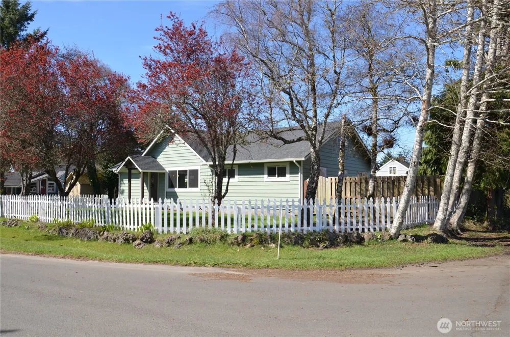 834 Jado Place Grayland, WA 98547