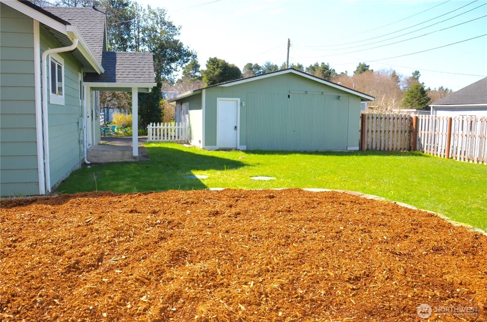 834 Jado Place Grayland, WA 98547