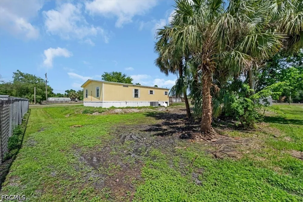 Avenue D NW Moore Haven, FL 33471