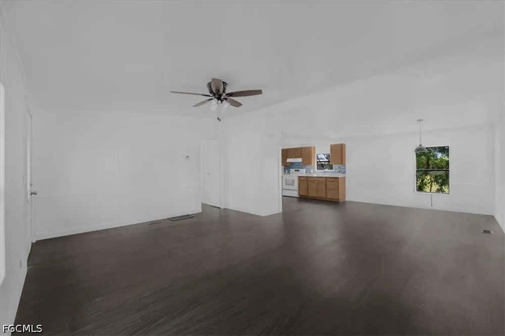 Avenue D NW Moore Haven, FL 33471
