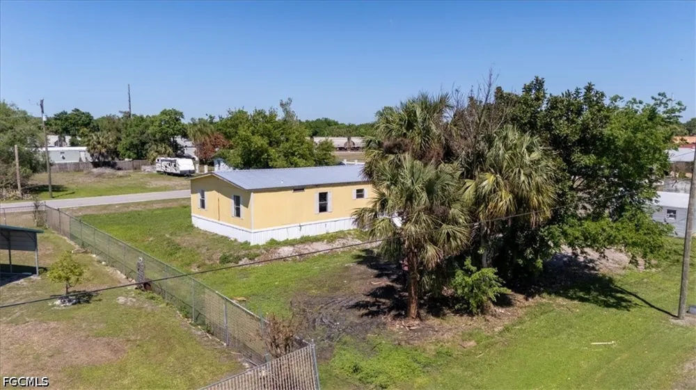 Avenue D NW Moore Haven, FL 33471