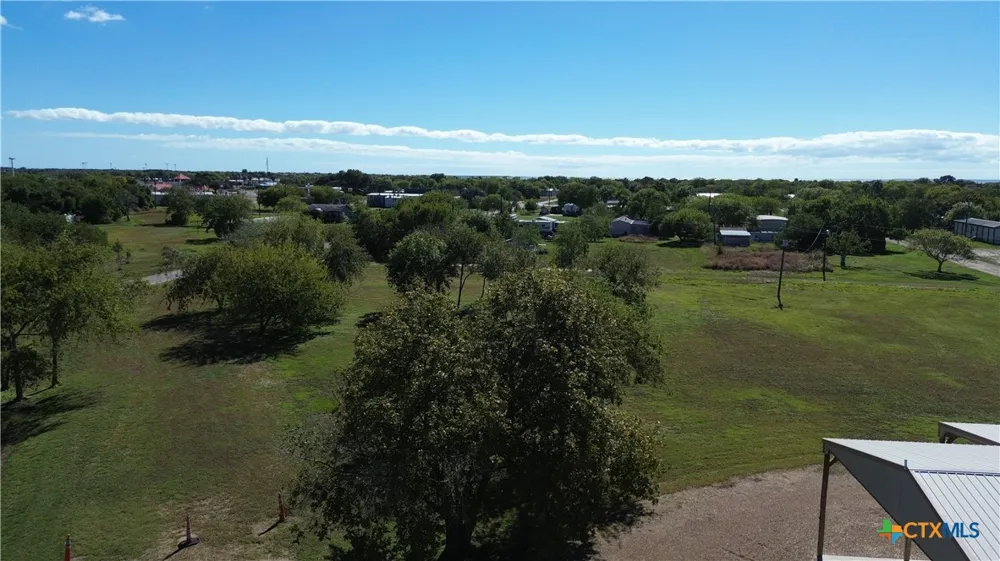 407 W Oakland Avenue Seadrift, TX 77983
