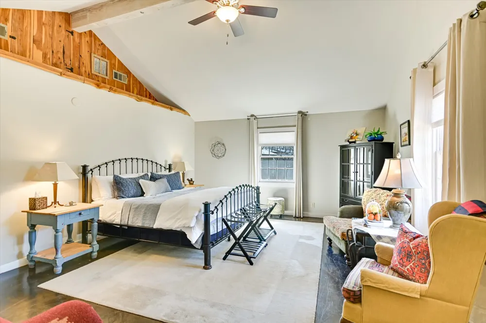 300 MILL RACE LANE #4 Wimberley, TX 78676