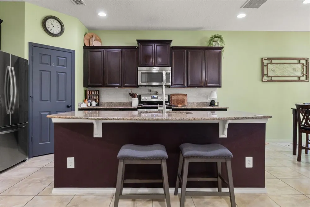 647 ALPINE THISTLE DRIVE Brooksville, FL 34604