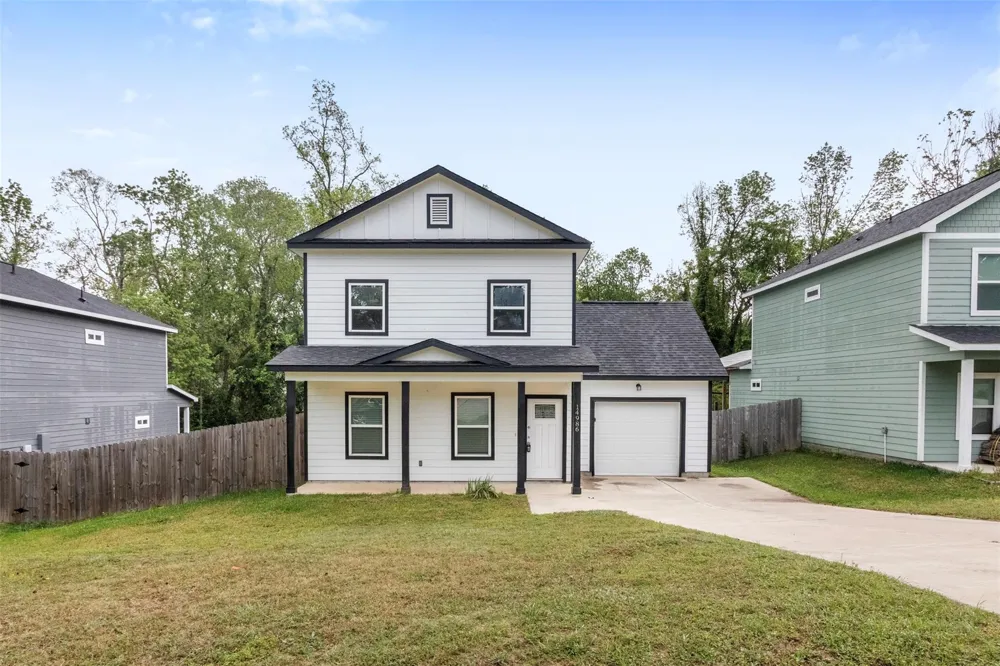 14986 Bonham Lane Willis, TX 77378