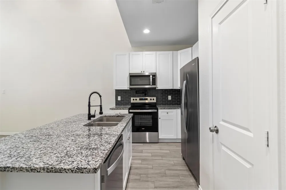 14986 Bonham Lane Willis, TX 77378