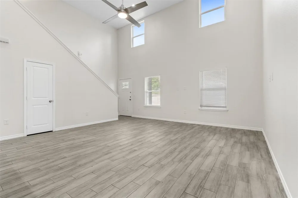 14986 Bonham Lane Willis, TX 77378