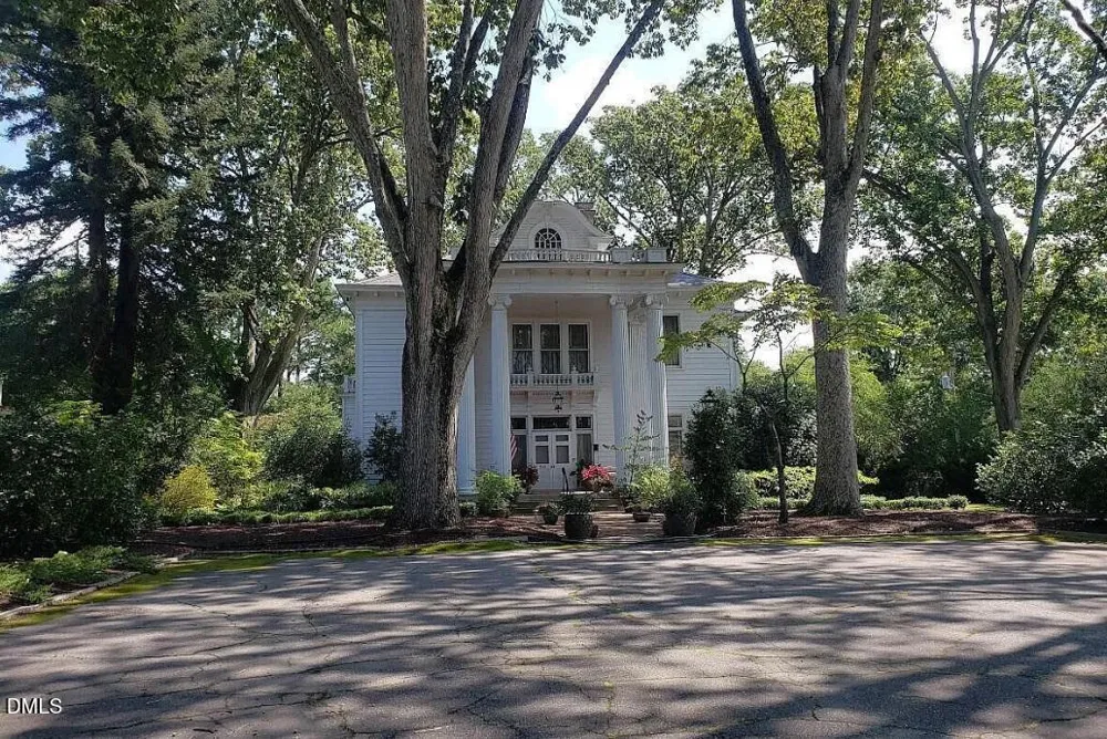 900 Nash Street Wilson, NC 27893