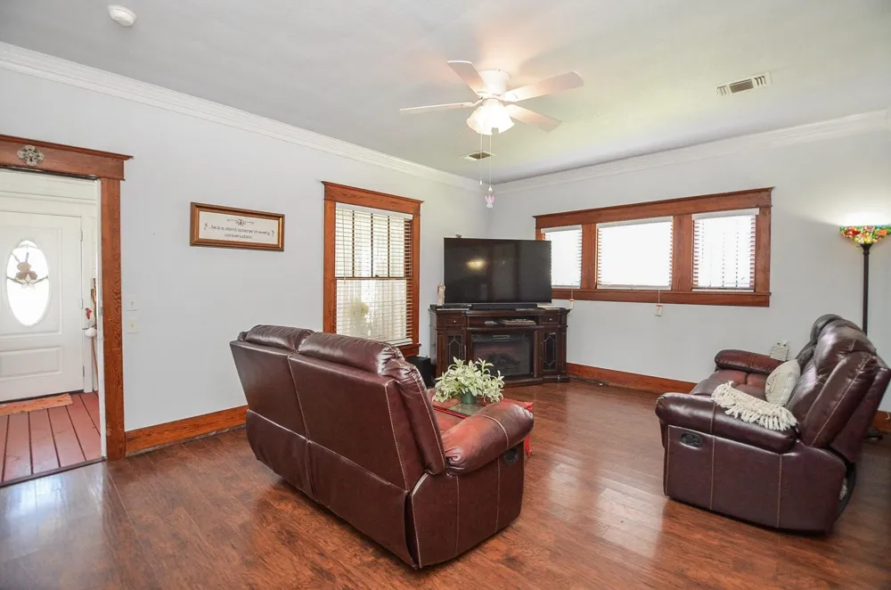 205 Main Street Palacios, TX 77465