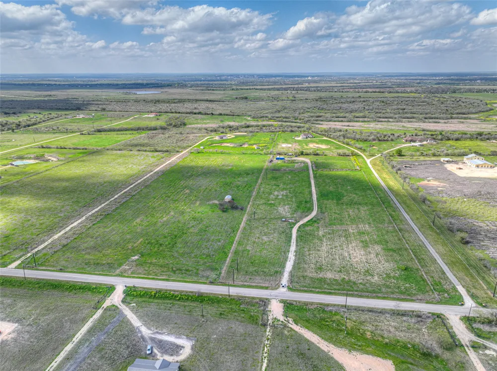 1492 Scull Road San Marcos, TX 78666