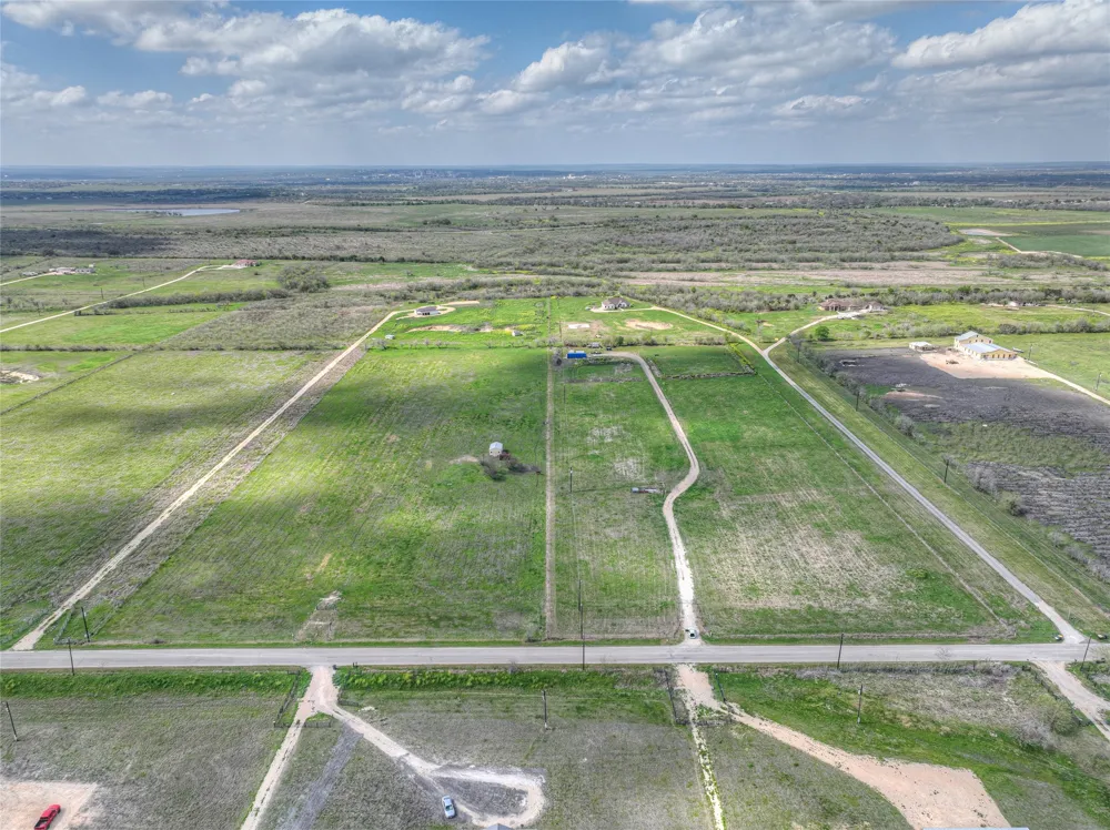 1492 Scull Road San Marcos, TX 78666