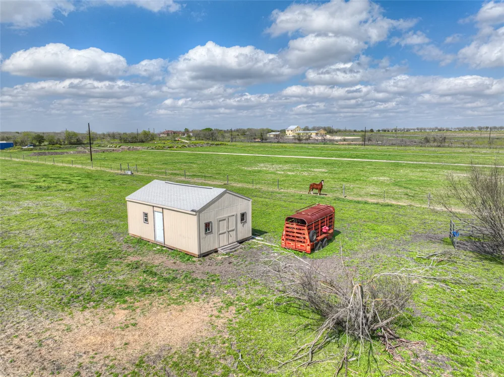 1492 Scull Road San Marcos, TX 78666