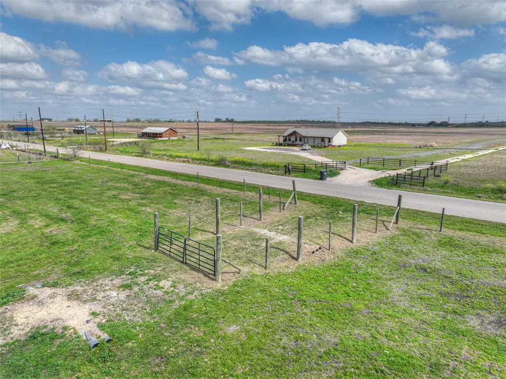 1492 Scull Road San Marcos, TX 78666