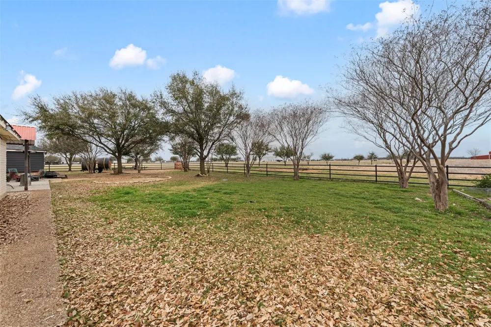 1840 Val Verde Road McGregor, TX 76657