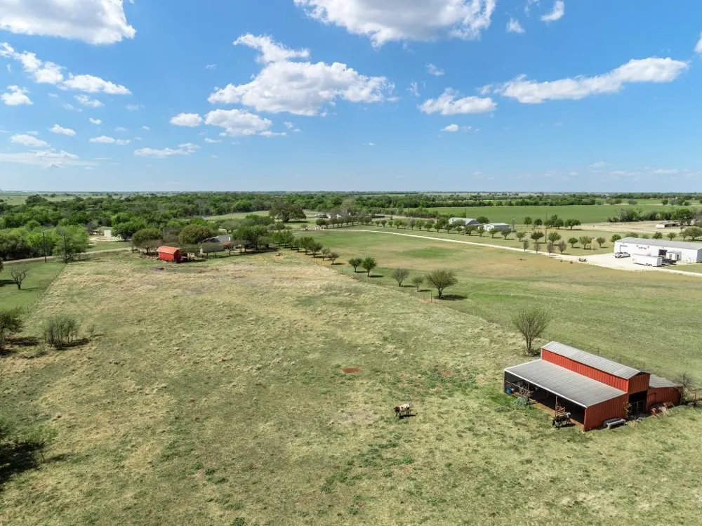 1840 Val Verde Road McGregor, TX 76657