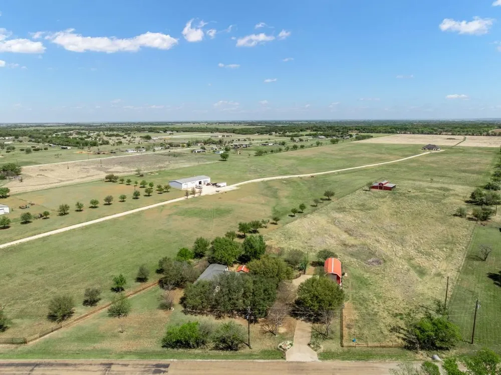 1840 Val Verde Road McGregor, TX 76657