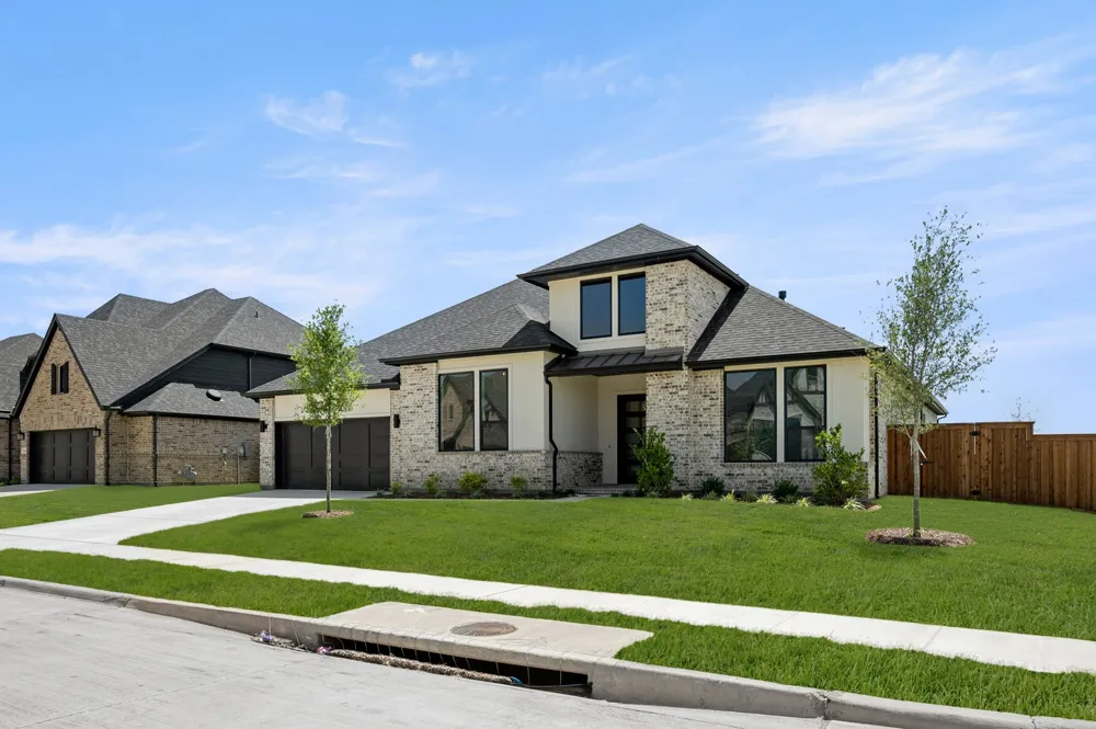 2315 Meek Woods Lane Mansfield, TX 76063