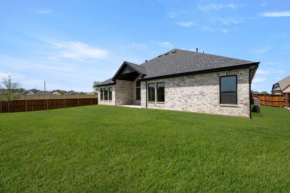 2315 Meek Woods Lane Mansfield, TX 76063
