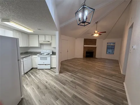 738 Bluebonnet Drive #C
