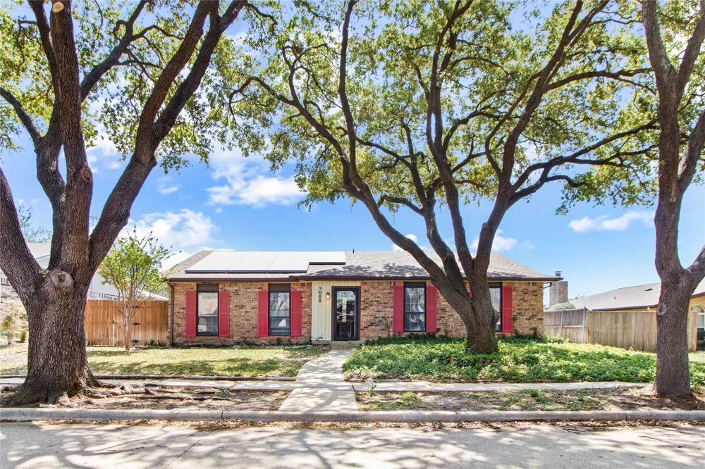 5008 Overton Circle The Colony, TX 75056
