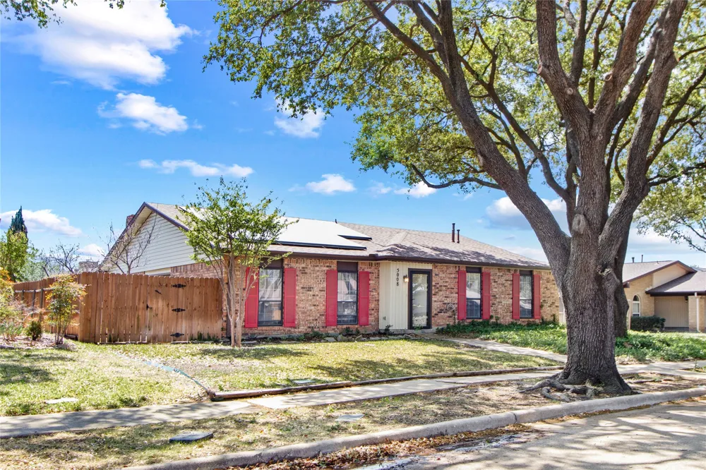 5008 Overton Circle The Colony, TX 75056