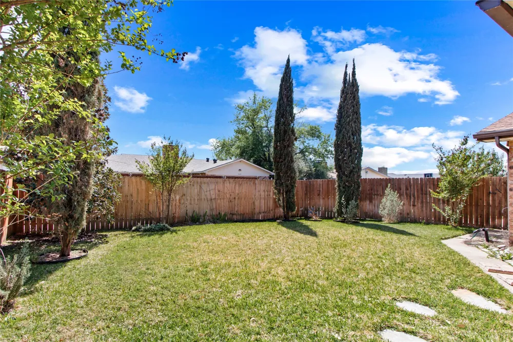 5008 Overton Circle The Colony, TX 75056