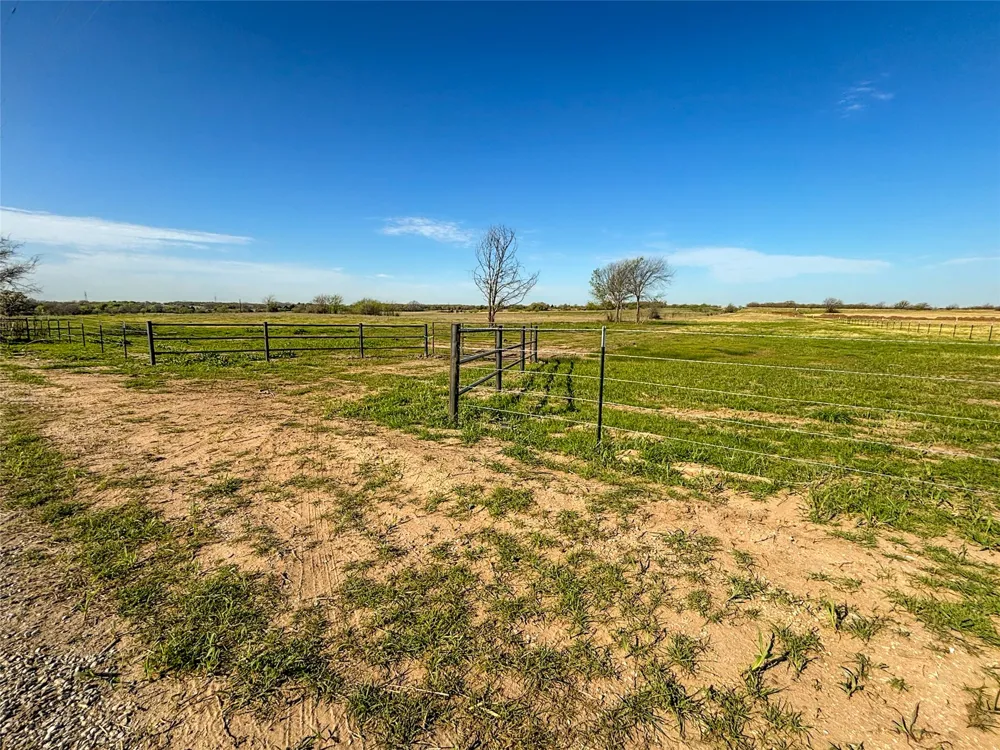 384 Cr-1475 Alvord, TX 76225