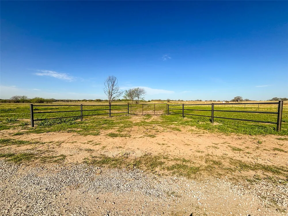 384 Cr-1475 Alvord, TX 76225