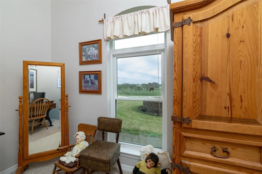 13435 Jackson Road Krum, TX 76249