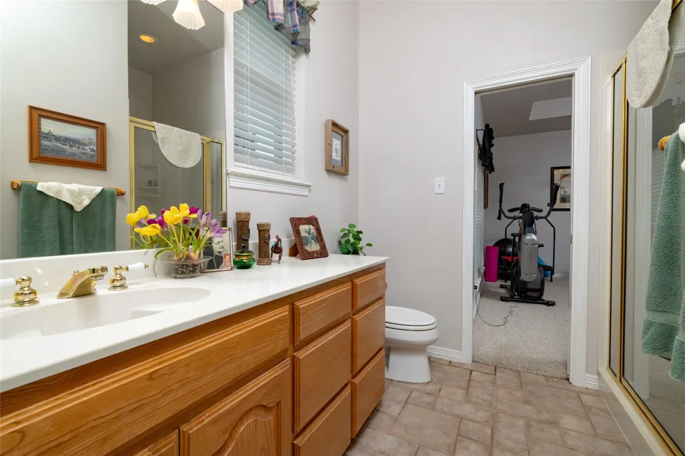 13435 Jackson Road Krum, TX 76249