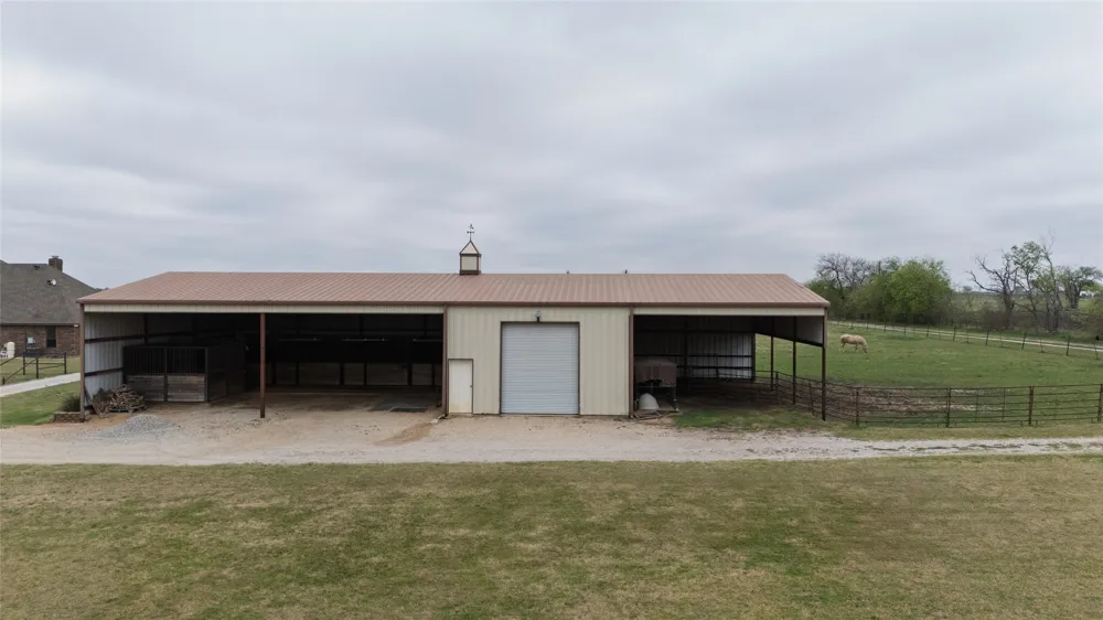 13435 Jackson Road Krum, TX 76249