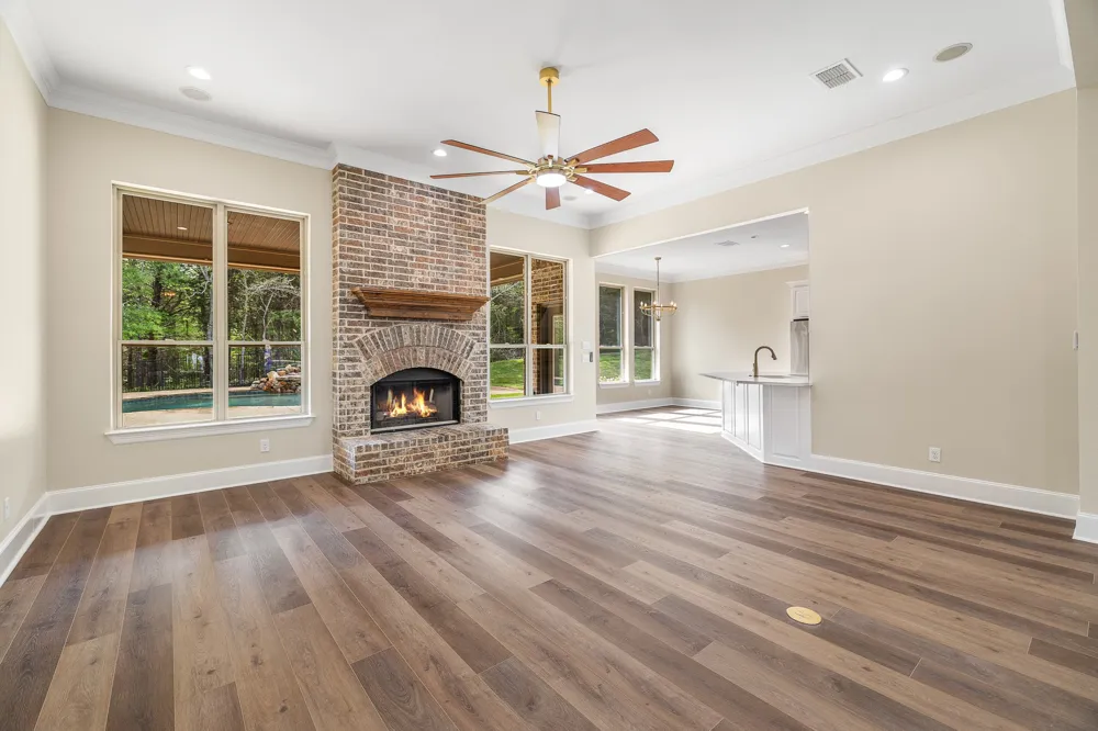333 Hines Crossing Bullard, TX 75757