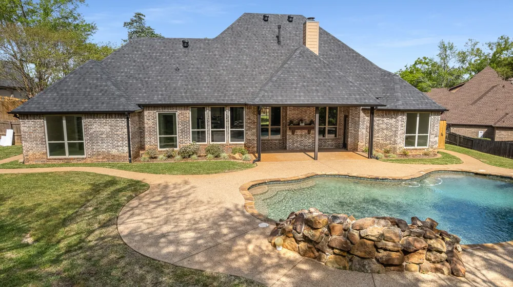 333 Hines Crossing Bullard, TX 75757