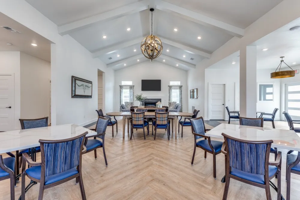 820 W McLeroy Boulevard #2009 Saginaw, TX 76179