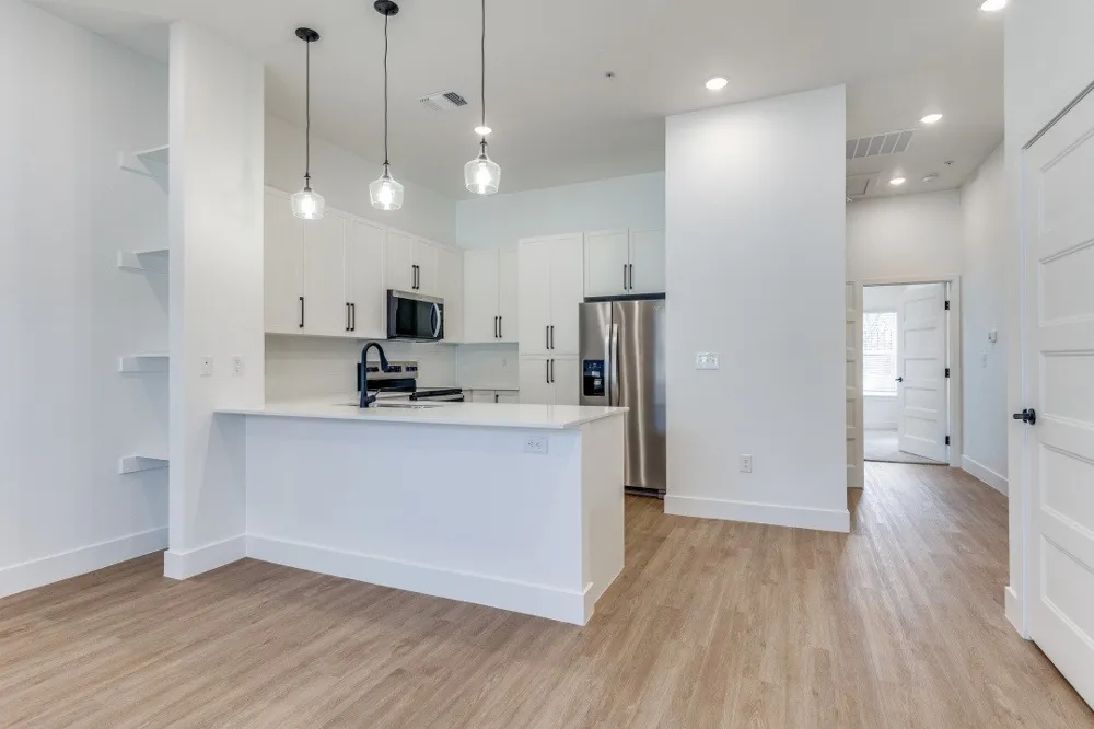 820 W McLeroy Boulevard #2009 Saginaw, TX 76179