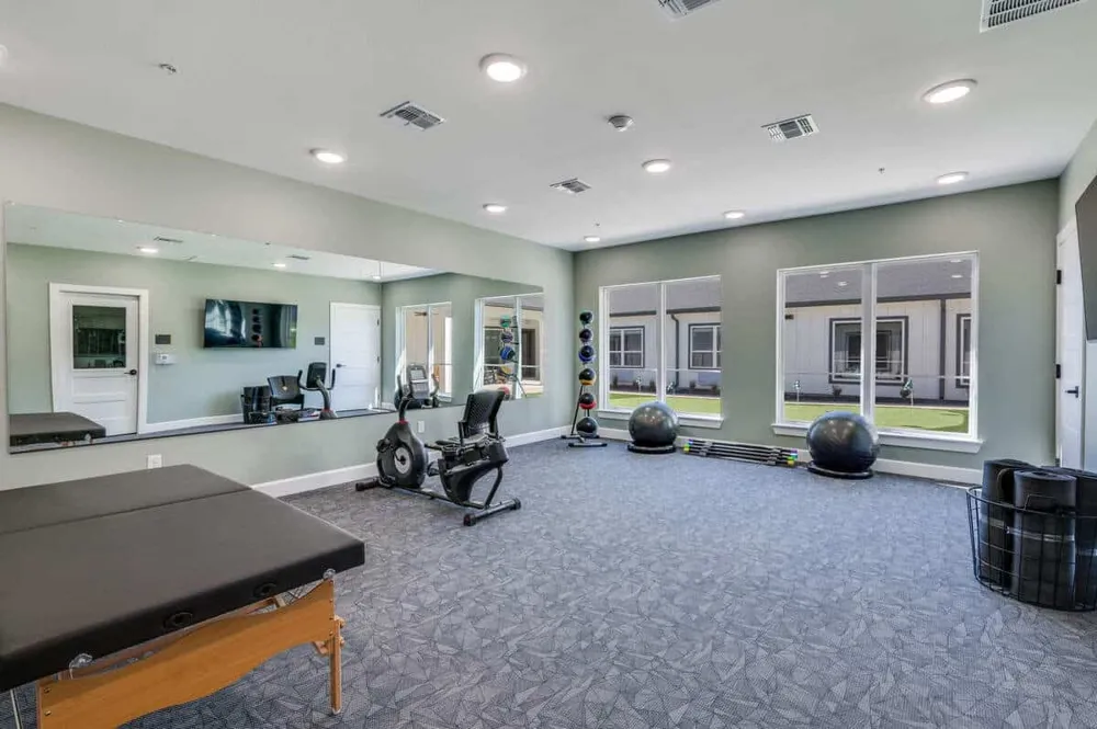 820 W McLeroy Boulevard #2009 Saginaw, TX 76179