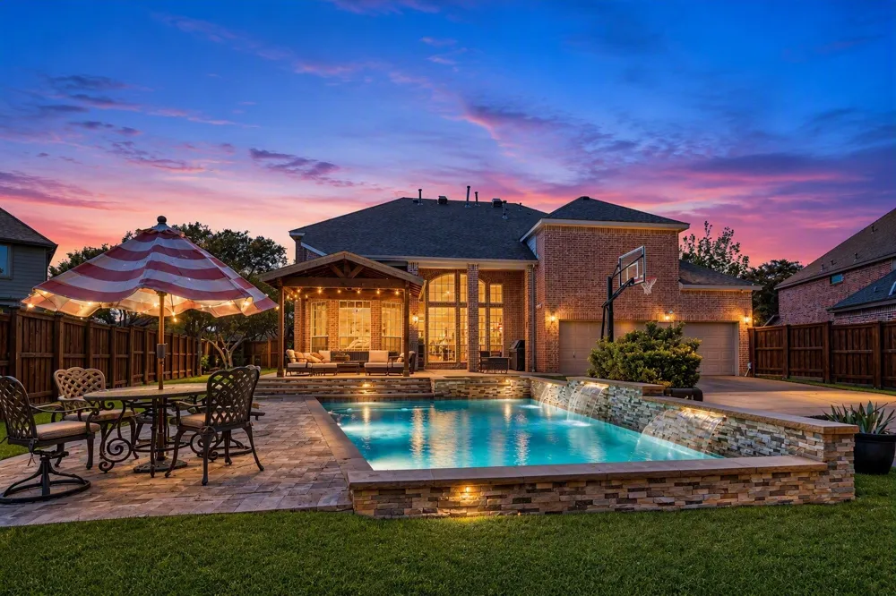 2013 Covey Glen Road McKinney, TX 75072