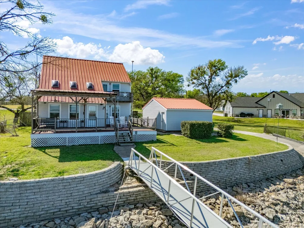 707 Marco Drive Runaway Bay, TX 76426