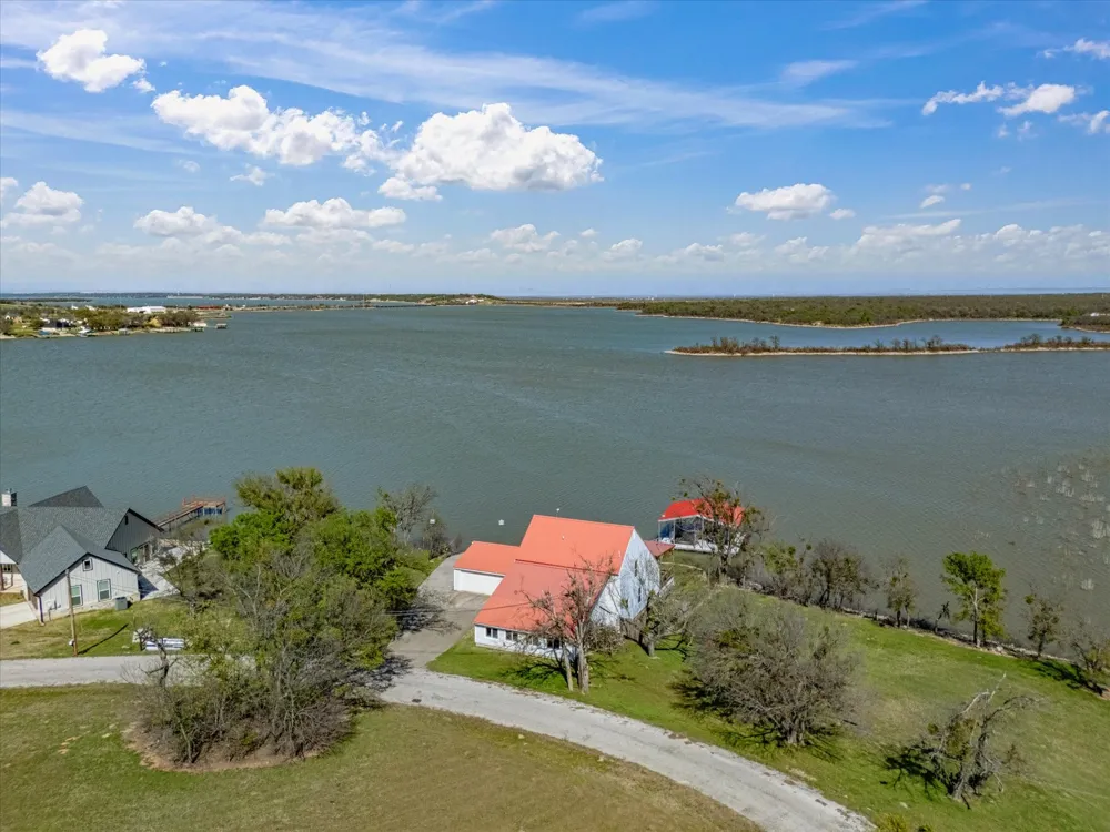 707 Marco Drive Runaway Bay, TX 76426