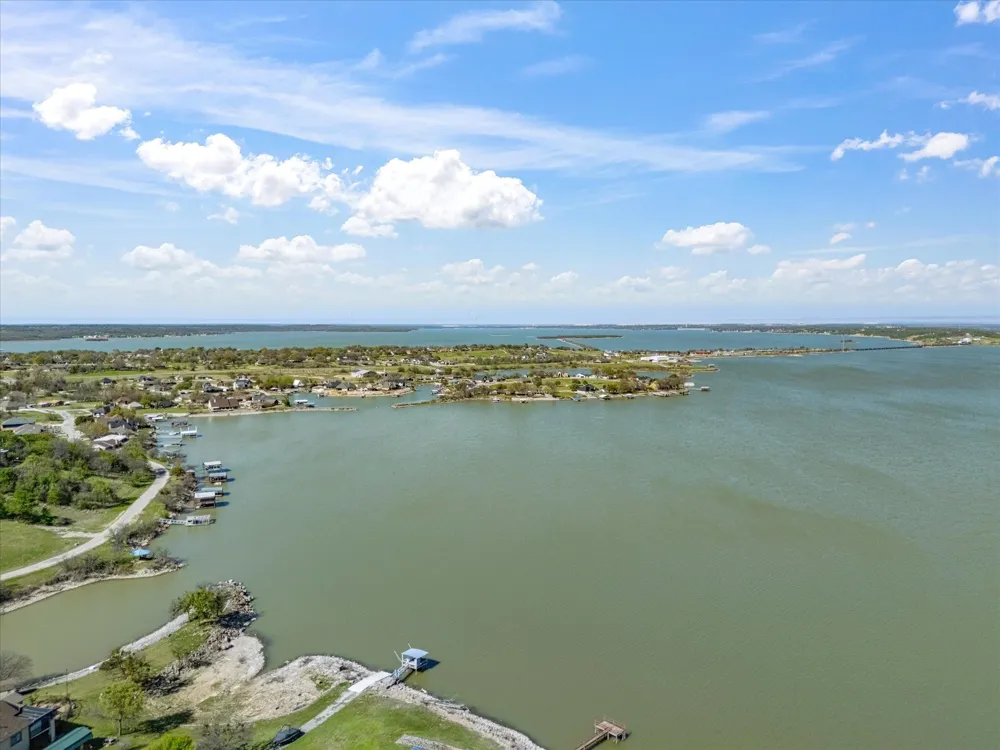 707 Marco Drive Runaway Bay, TX 76426