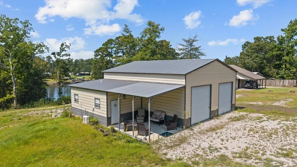 143 Whispering Pine Burkeville, TX 75932