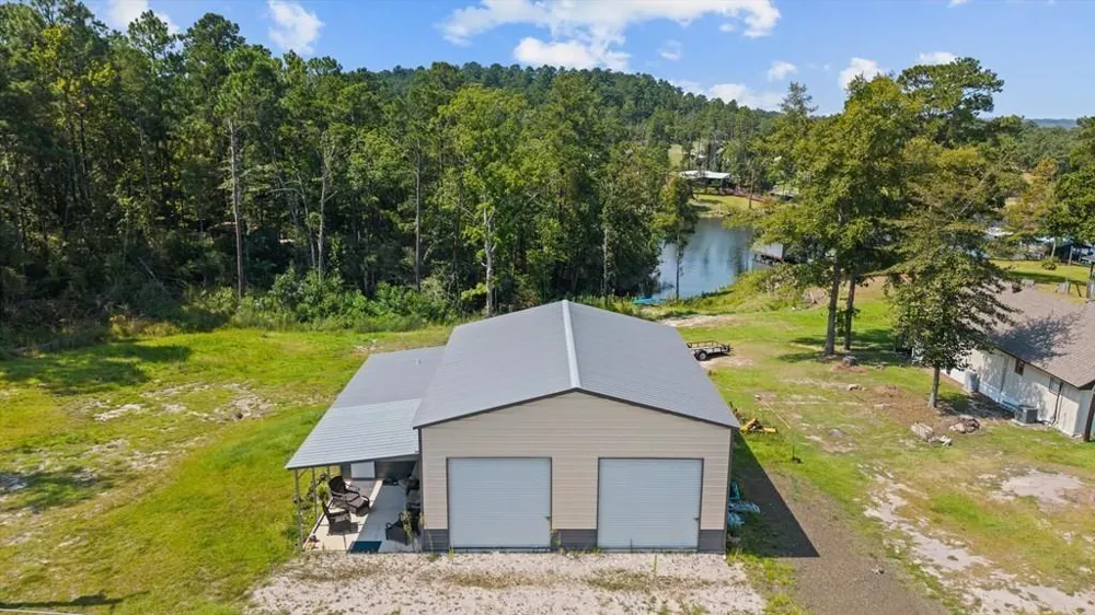 143 Whispering Pine Burkeville, TX 75932