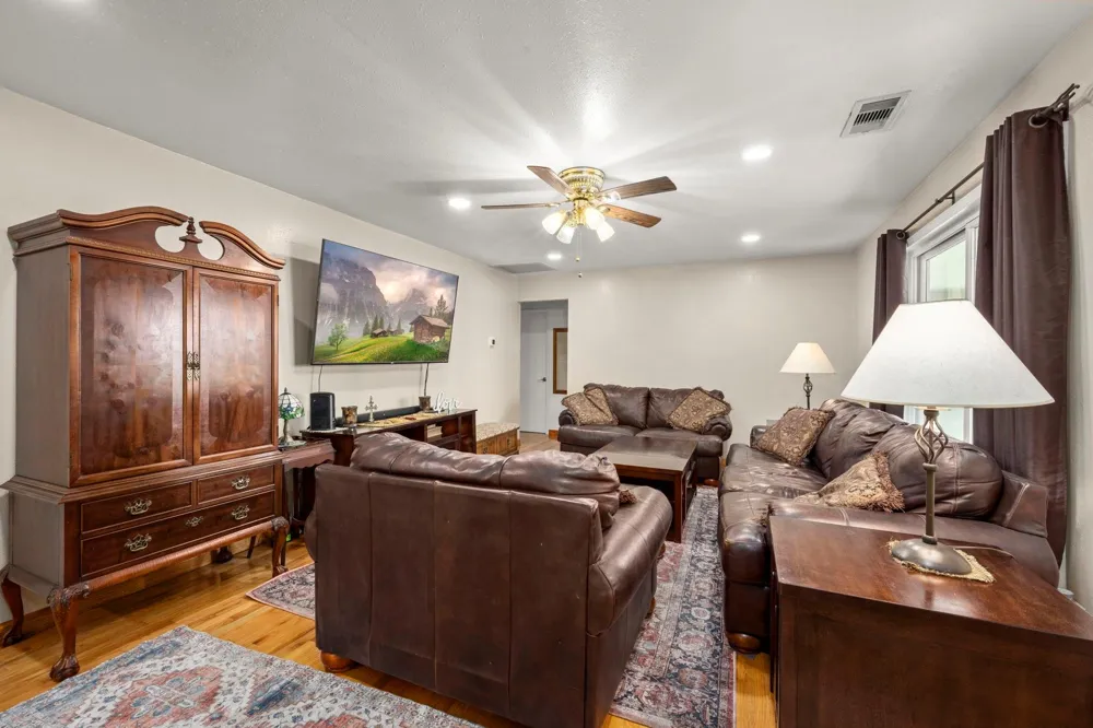 26136 Joseph Road Hockley, TX 77447