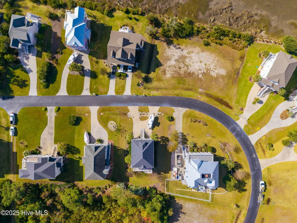 118 & 120 Pintail Lane Harkers Island, NC 28531