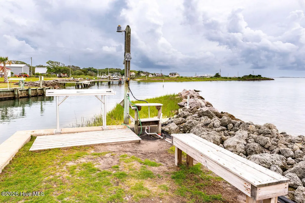 118 & 120 Pintail Lane Harkers Island, NC 28531