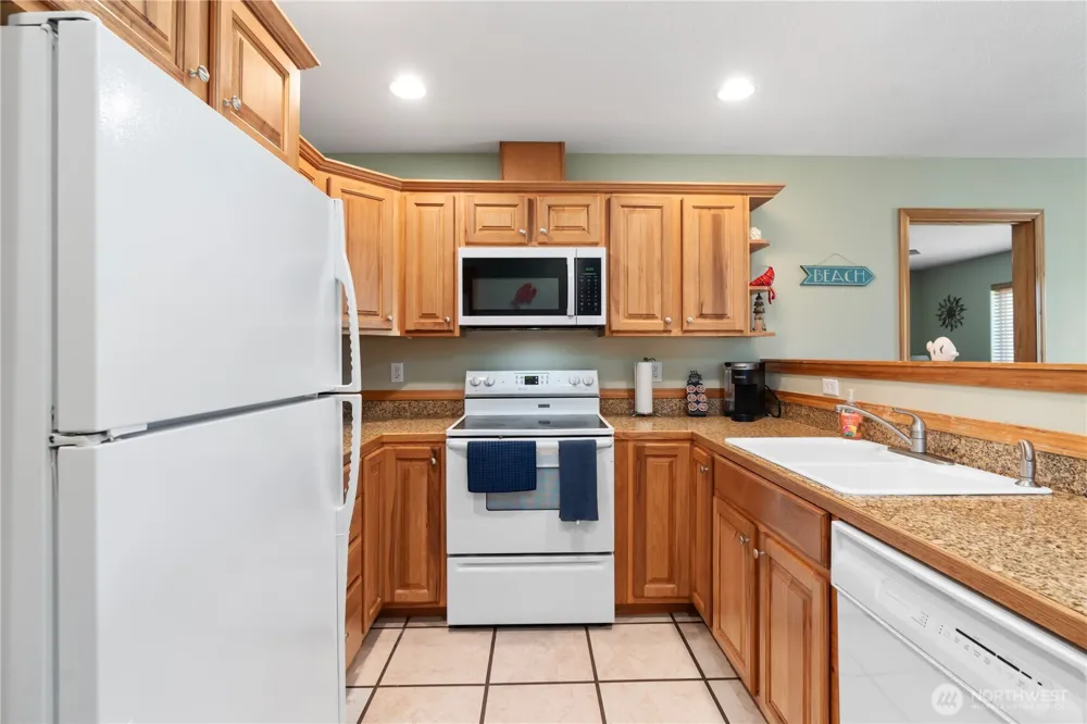 163 Ocean Boulevard Ocean City, WA 98569