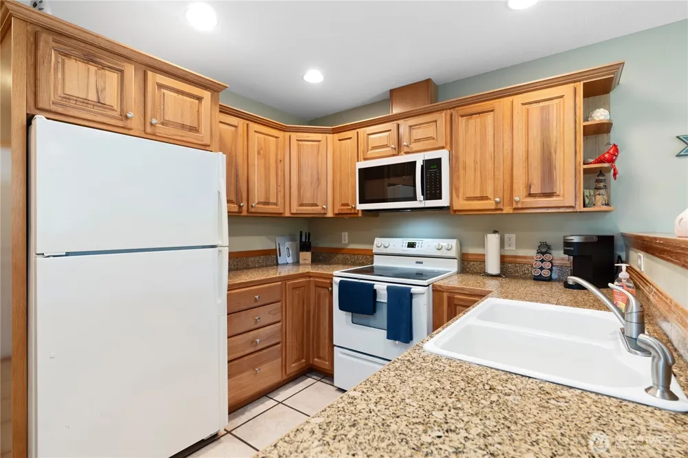 163 Ocean Boulevard Ocean City, WA 98569