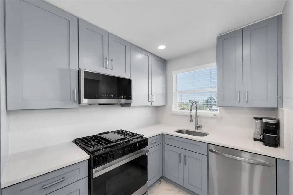 3128 59TH STREET S #303 Gulfport, FL 33707