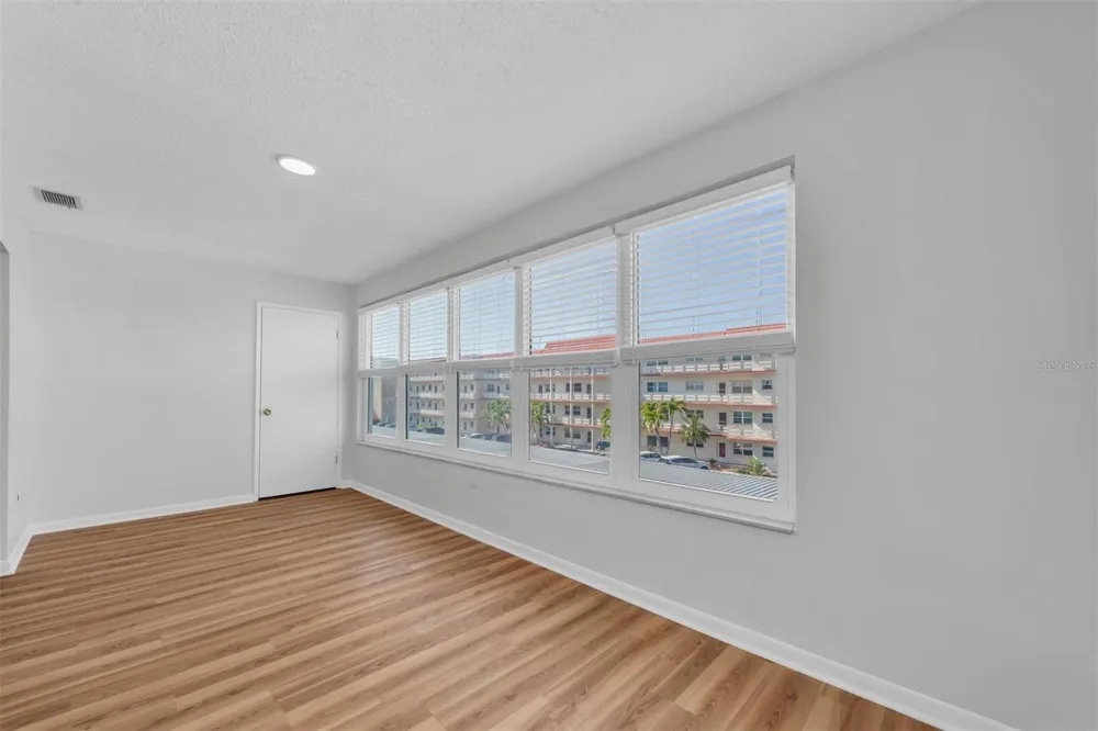 3128 59TH STREET S #303 Gulfport, FL 33707